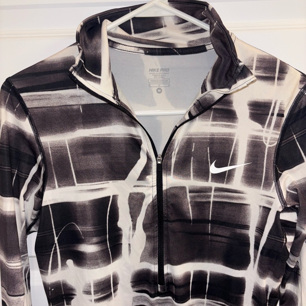 Nike Pro Dri-Fit Quarter-Zip Top